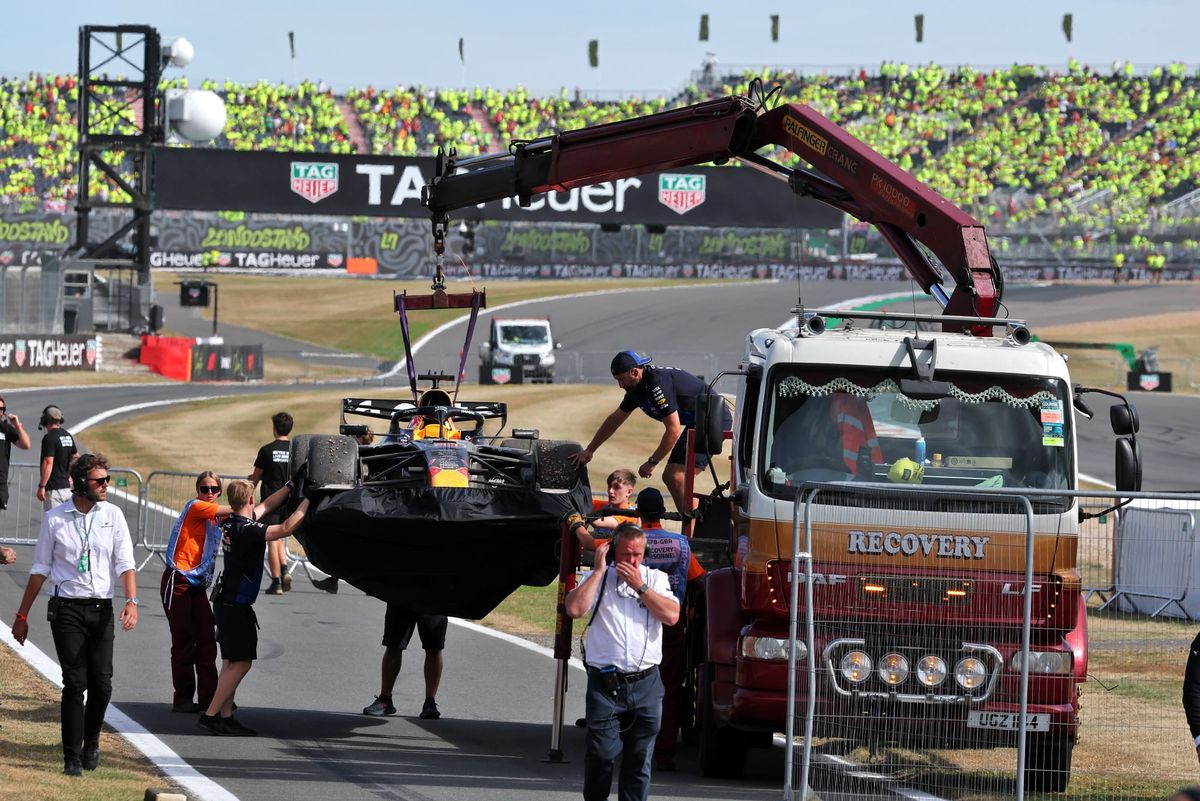 Verstappen calls out Red Bull over 'very dangerous' wing issues source thumbnail