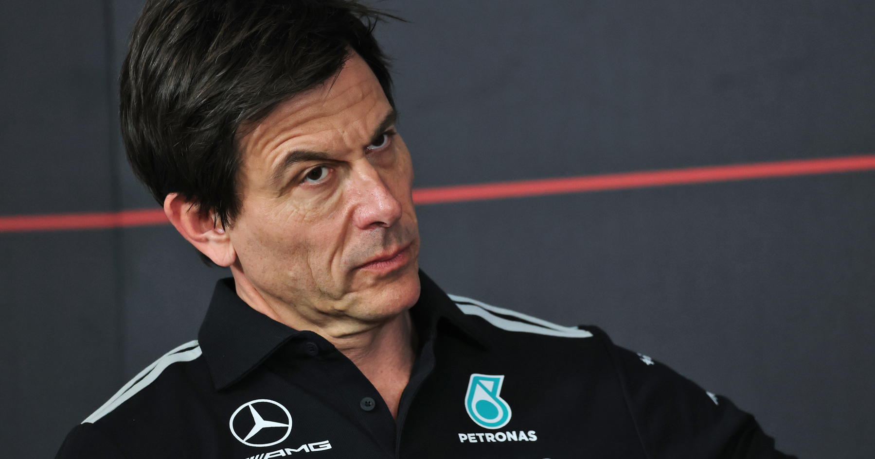 Toto Wolff outlines Mercedes F1 upgrade plan as rivals threaten source thumbnail