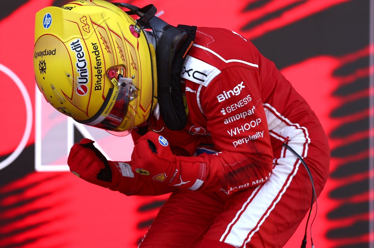 "Maybe the girlfriend helps" - Toto Wolff's take on Lewis Hamilton's Ferrari revival source thumbnail